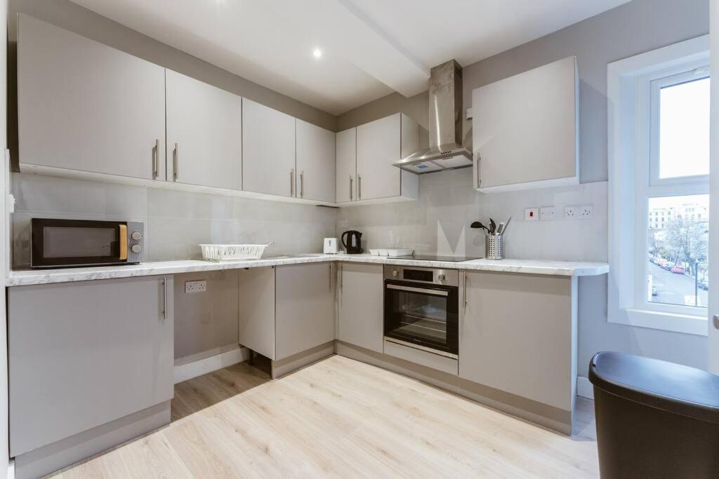 Charming Central London Kitchenette - Your Ideal Stay In The Heart Of The City Eksteriør billede